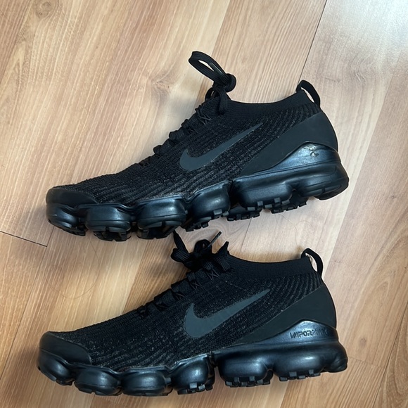 nike vapor max - Picture 2 of 5